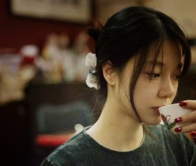 小孩发烧是细菌感染还是病毒感染（小孩发烧是病毒感染吗）